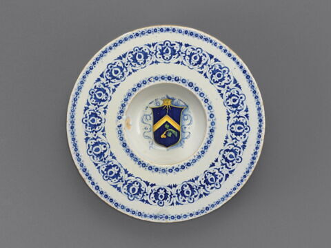 Assiette : armoiries des Peroli d'Urbino