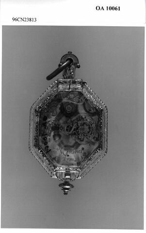 Montre octogonale, image 4/6