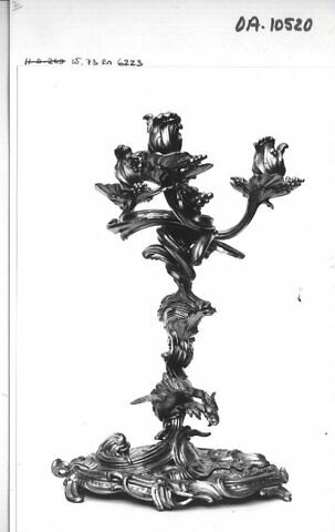 Candélabre à trois lumières, d'une paire