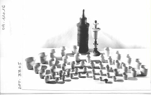 Coupe et son étui, image 2/3