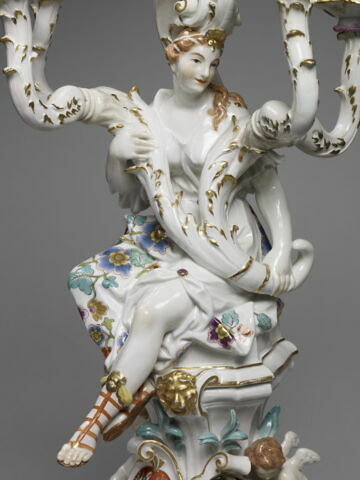 Candélabre en porcelaine dure, d'une paire (OA 11147), image 2/6
