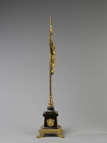 Croix, de la chapelle royale des Tuileries, image 7/7