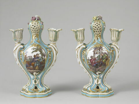 Pot-pourri à bobèche de Louis XV, d'une paire (OA 11305), image 1/4