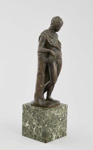 Statuette : satyre au repos, image 2/5