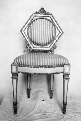 Chaise d'un mobilier de salon, comprenant dix pièces, image 11/11