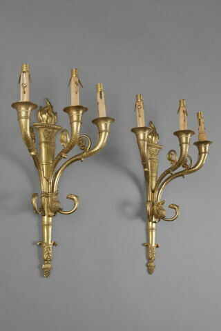 Paire de bras à trois lumières, image 2/5