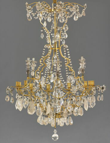 Lustre à douze lumières