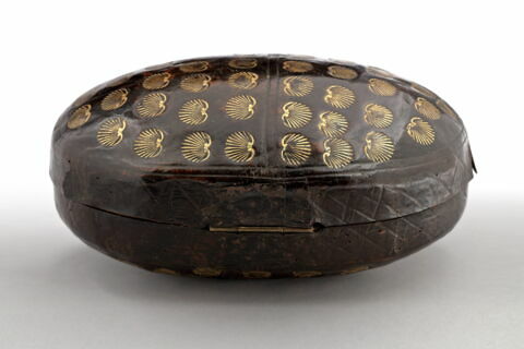 Etui de forme ovoïde, image 6/7