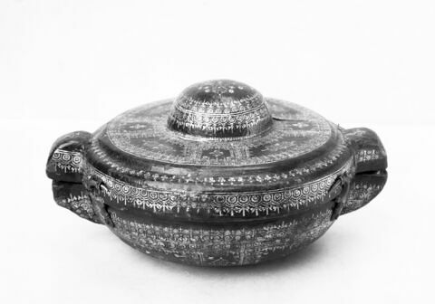 Petit étui d'une écuelle à bouillon, image 9/9