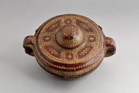 Petit étui d'une écuelle à bouillon, image 6/9