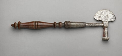 Hachette casse-sucre avec manche balustre en bois tourné, image 1/5