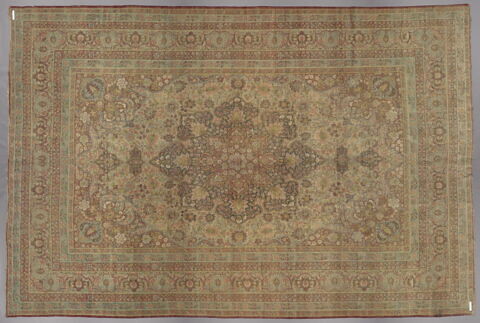Tapis persan, image 9/10