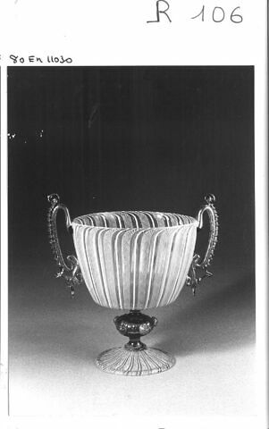 Coupe à deux anses, image 2/2