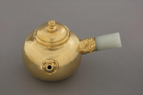 Théière en bronze doré et jade, image 3/10