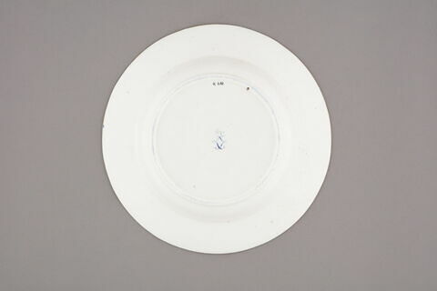 Assiette creuse, d'une série de douze (R 700 à 711), image 2/4