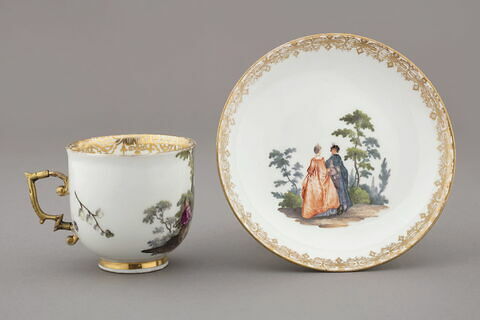 Tasse et soucoupe d'un service composé de sept pièces (R 988 à R 994), image 4/6