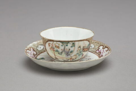 Tasse et soucoupe, d'une paire (R 1205)