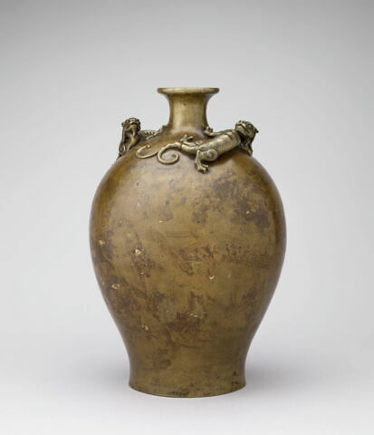 Vase bouteille à décor de chi