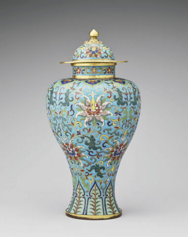 Vase couvert meiping 梅瓶, d'une paire (TH 302)