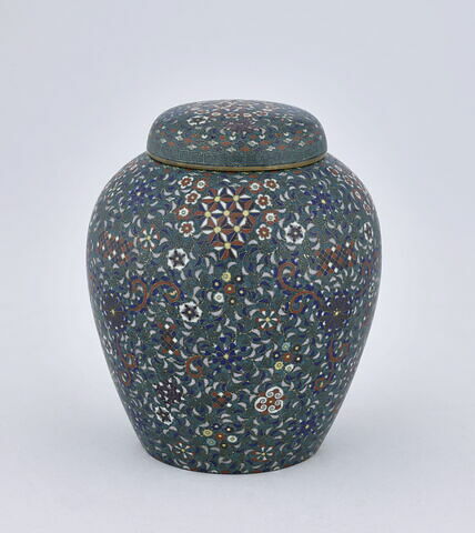 Vase de forme ovoïde, avec couvercle, image 1/4