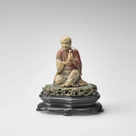 Figure de luohan non identifiée