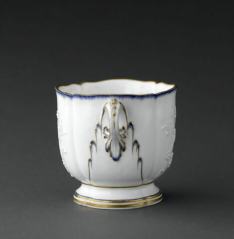 Seau à verres du Roy à relief, d'une paire (voir TH 689), image 2/5