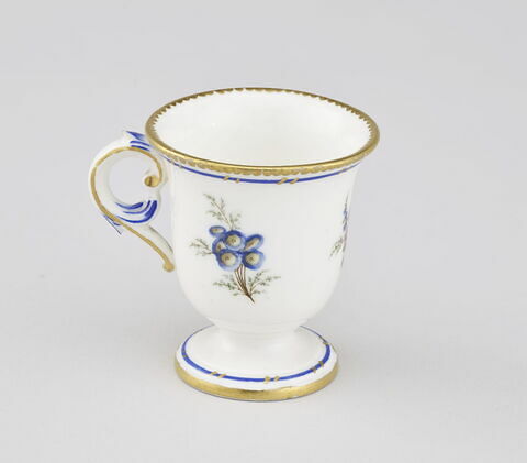 Tasse à glace, d'un ensemble de vingt-cinq (TH 926 à 950), d'un service (TH 809 à 1066), image 4/6