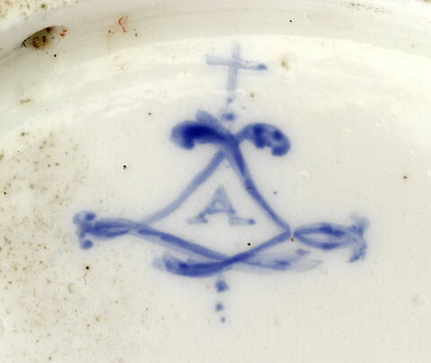 Gobelet calabre et soucoupe, d'une paire (TH 1258), image 10/17