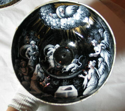 Coupe : Le Sacrifice de Noé, image 5/7