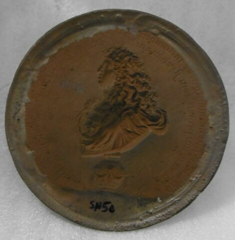 Médaillon : Buste de Louis XIV, image 2/2