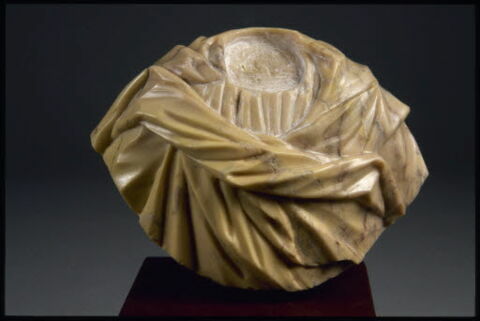 Draperie d'un buste, image 2/4