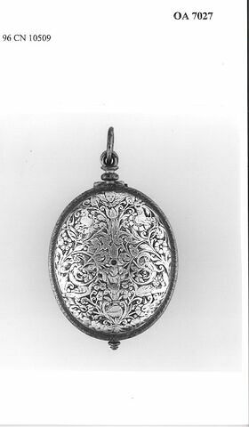 Montre ovale, image 4/9