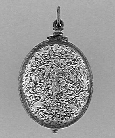 Montre ovale