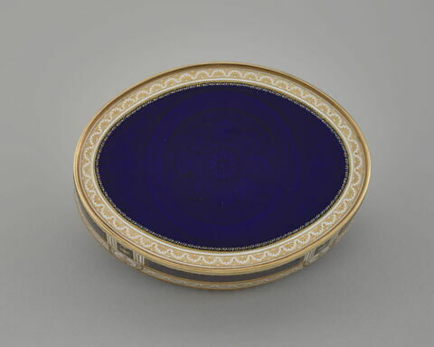 Tabatière ovale, image 2/7