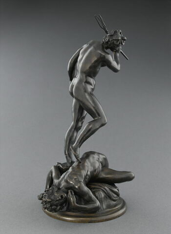 Statuette : la Vertu flagellant le Vice sur un brûle-parfum de la même époque, image 3/8