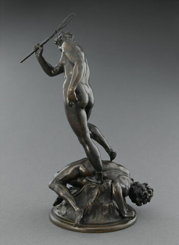 Statuette : la Vertu flagellant le Vice sur un brûle-parfum de la même époque, image 4/8