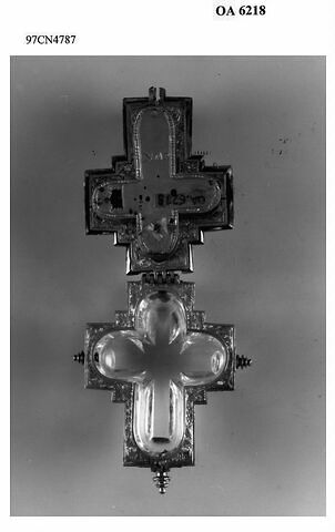 Montre en forme de croix, image 4/7