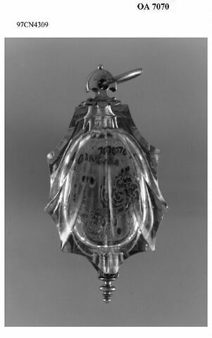 Montre en forme de coquille, image 5/6