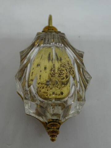 Montre en forme de coquille, image 2/6