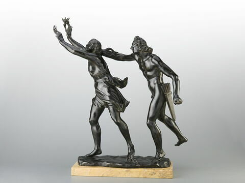 Groupe sculpté : Apollon et Daphné, image 1/4