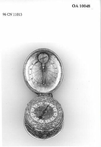 Montre ovale, image 8/14