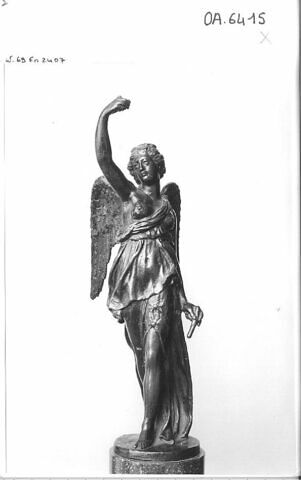 Statuette : Victoire ailée