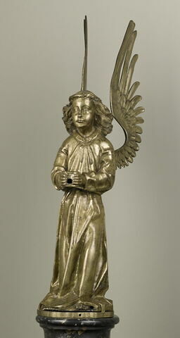 Statuette : ange porte-lumière