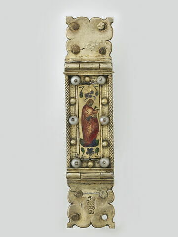 Deux fermoirs de livres chacun décoré d'un personnage : saint Jean l'Evangéliste et saint Jacques le Majeur, image 5/9