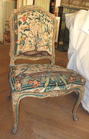 Chaise "à la reine", d'une suite de six (avec le OA 6562, OA 6563, OA 6564, OA 6565 et OA 6566)