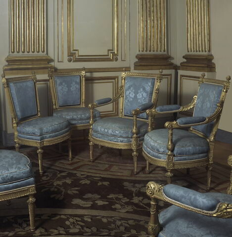 Fauteuil, d'un ensemble de trois fauteuils et trois chaises en demi cabriolet (avec OA 9452 B, C et OA 9452 D, E, F), image 7/12