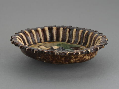 Petit plat ovale : la Foi (ou la Religion), image 3/4