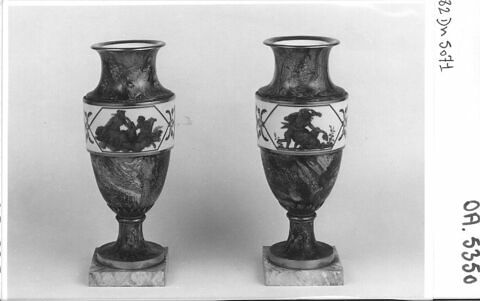 Paire de vases bandeau, image 4/4
