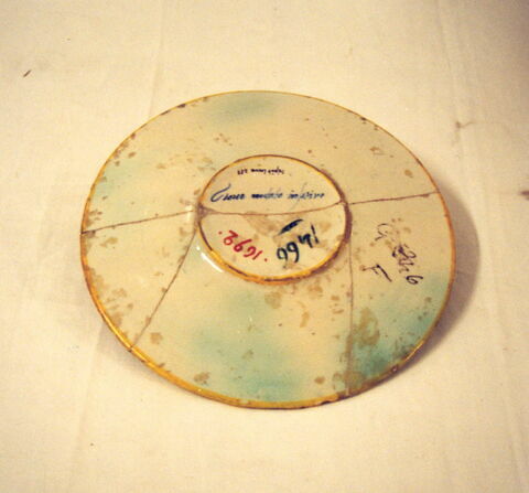 Assiette : Jupiter et Antiope, image 2/2