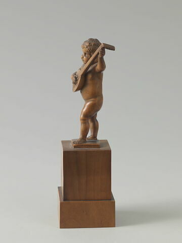 Statuette : enfant jouant du luth, image 3/6